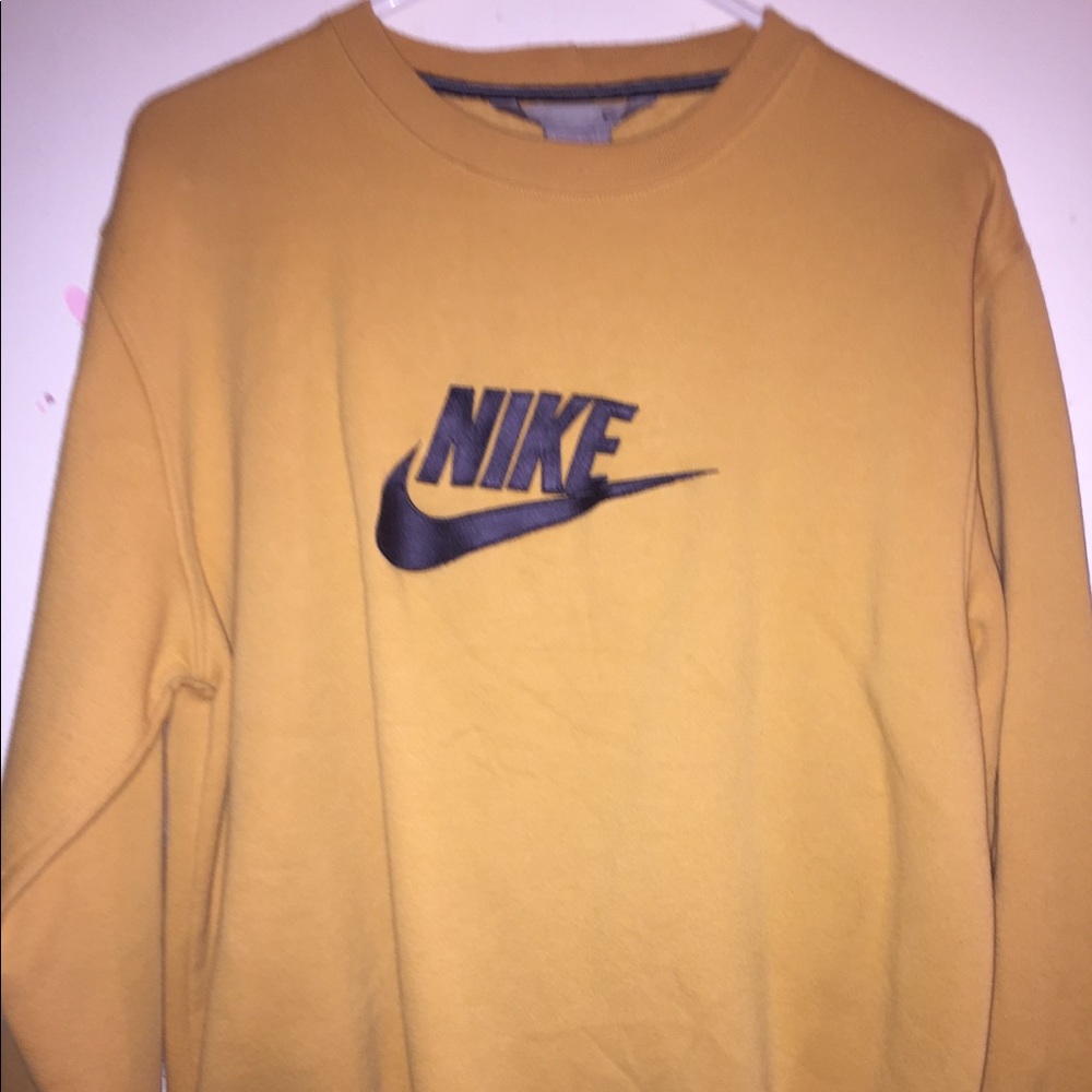 Nike sweatshirt crew neck